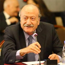 الوزير السابق الاستاذ عباس خلف